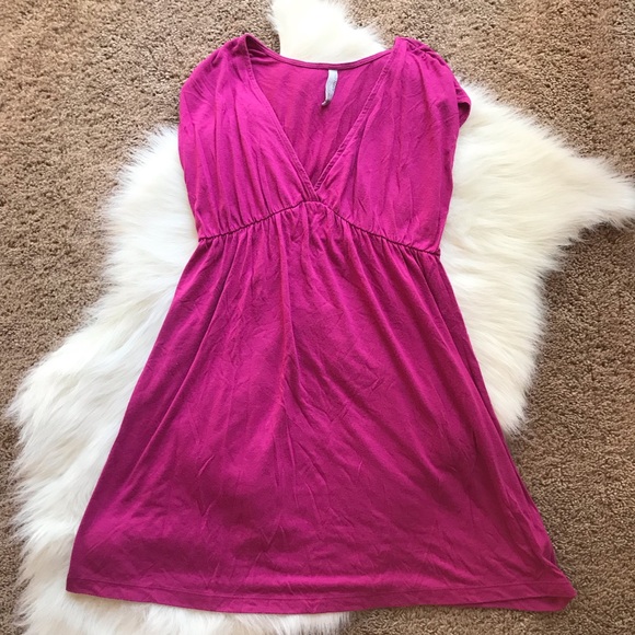 Old Navy Dresses & Skirts - Magenta Sundress
